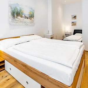 Budget West With Shared Kitchen Wiedeń