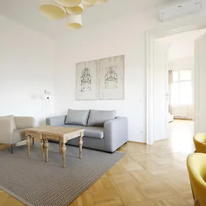  Apartment Heymi Opernring