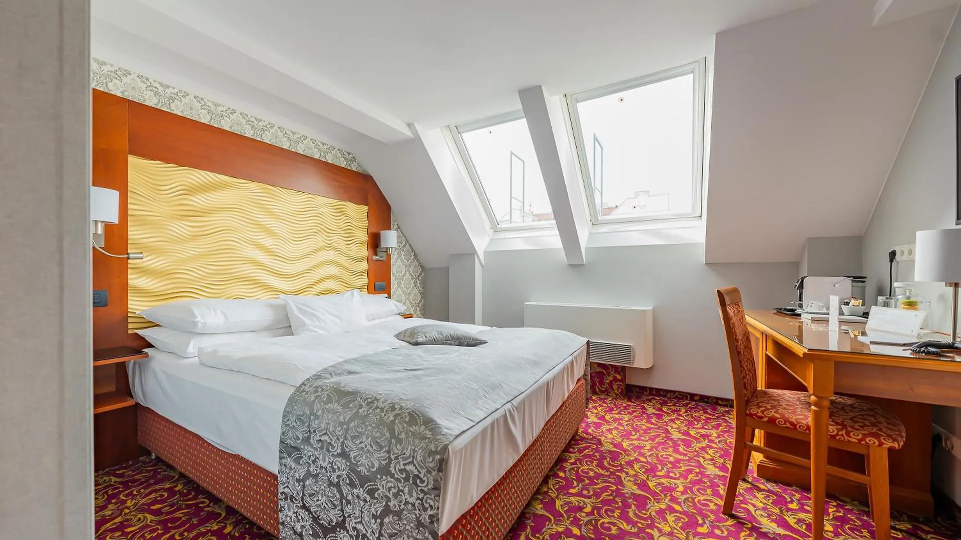 Hotel Josefshof Am Rathaus Βιέννη 4*,